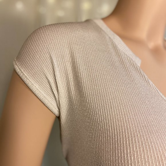 High-Low Italian Blouse - Picture 2 of 4